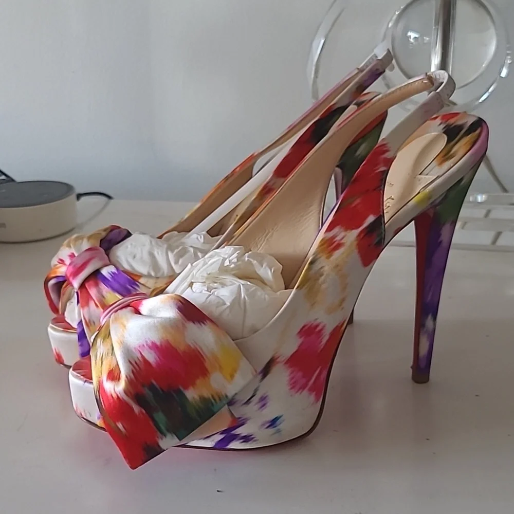 CHRISTIAN LOUBOUTIN Sandals - Picture 4 of 16